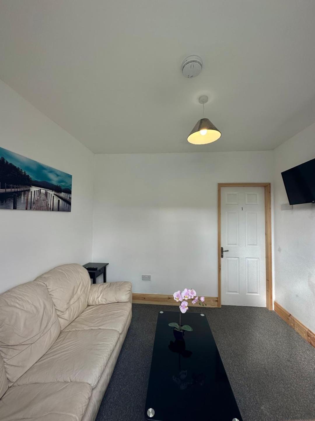 Browning House 3 Bedroom 6 Beds Long Or Short Stay Derby Buitenkant foto