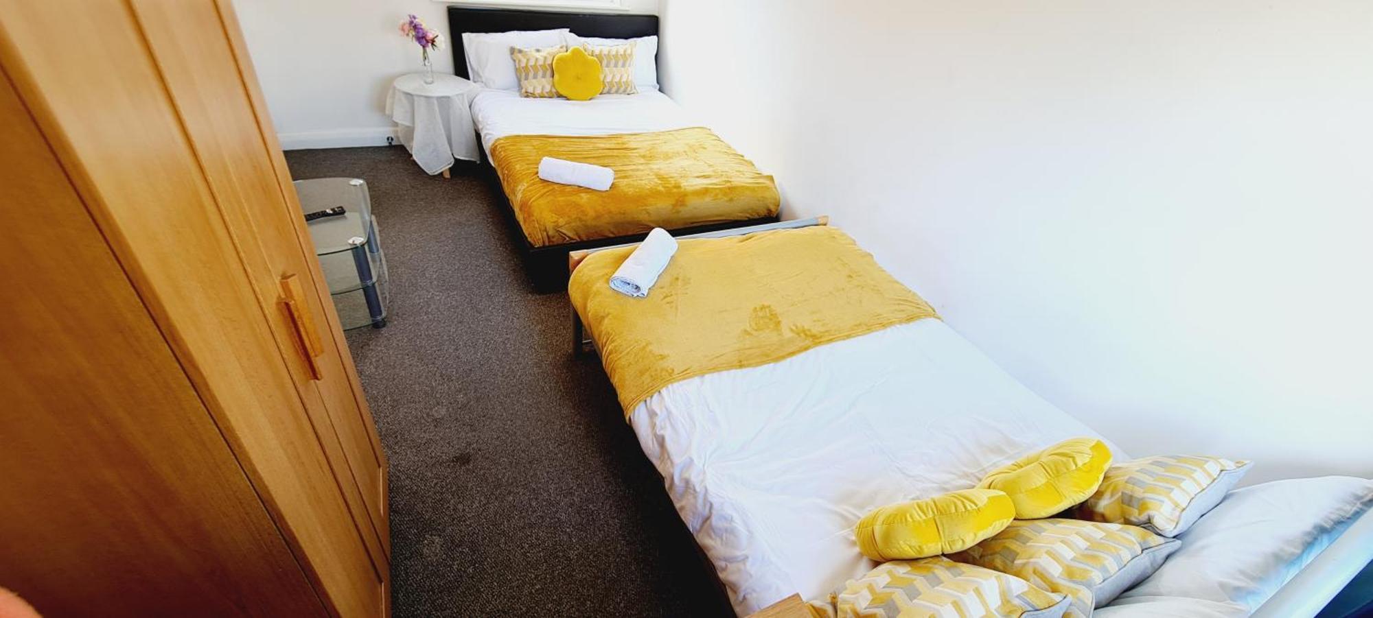 Browning House 3 Bedroom 6 Beds Long Or Short Stay Derby Buitenkant foto