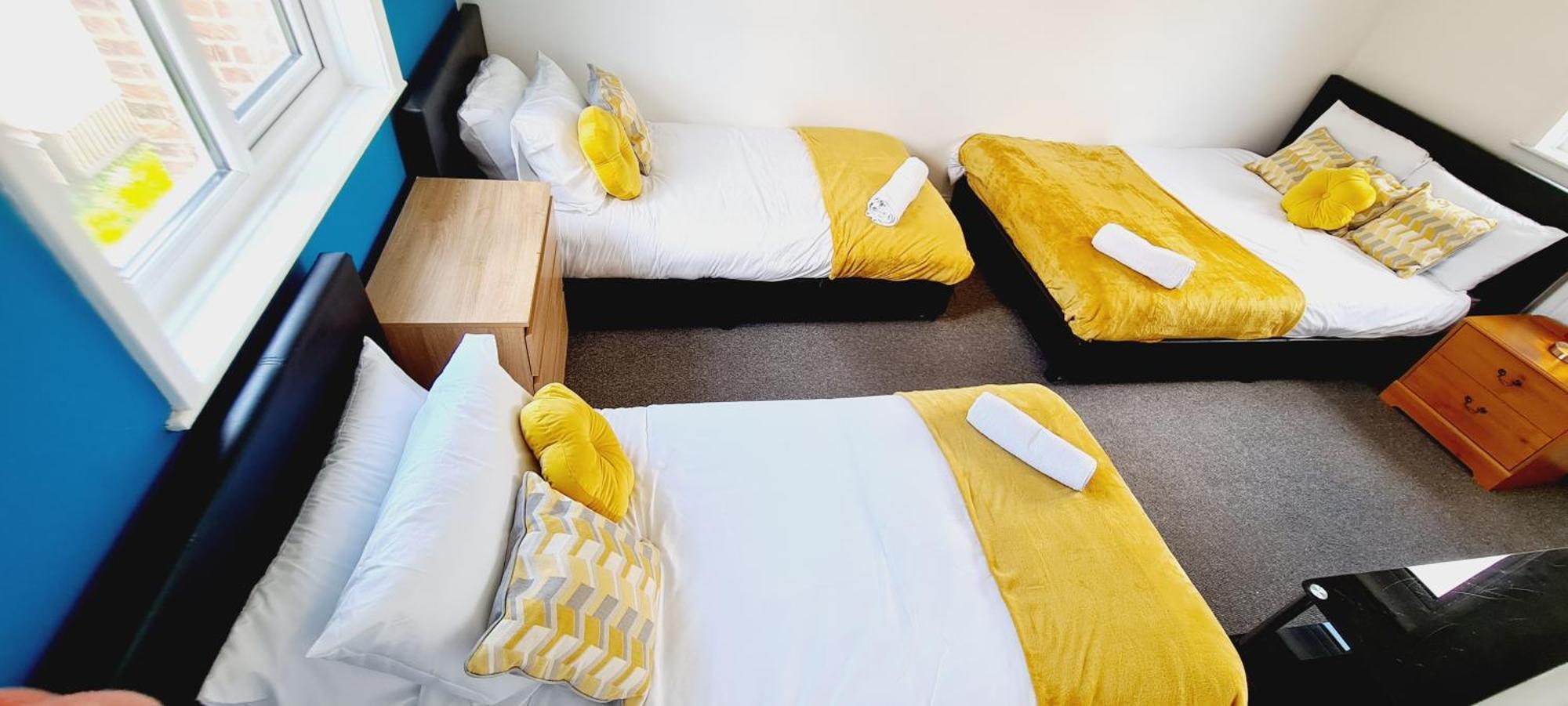 Browning House 3 Bedroom 6 Beds Long Or Short Stay Derby Buitenkant foto