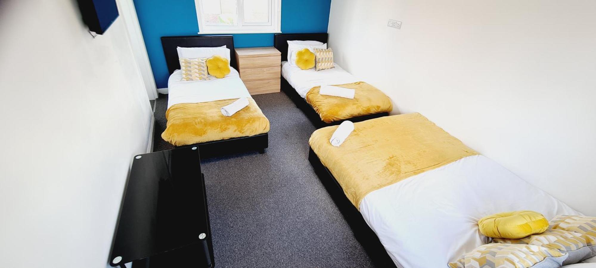 Browning House 3 Bedroom 6 Beds Long Or Short Stay Derby Buitenkant foto